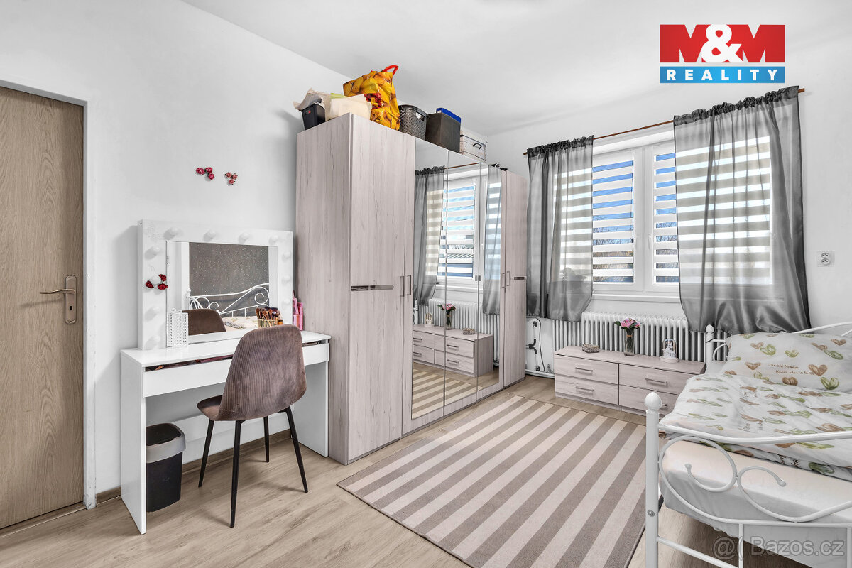 Prodej rodinného domu v Starých Jesenčanech - 9