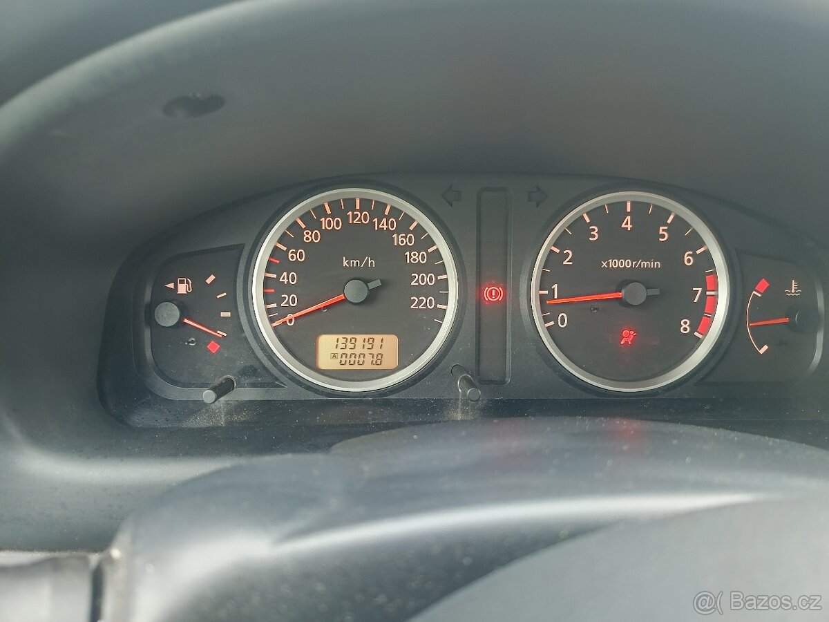 Nissan Almera N16 - 9