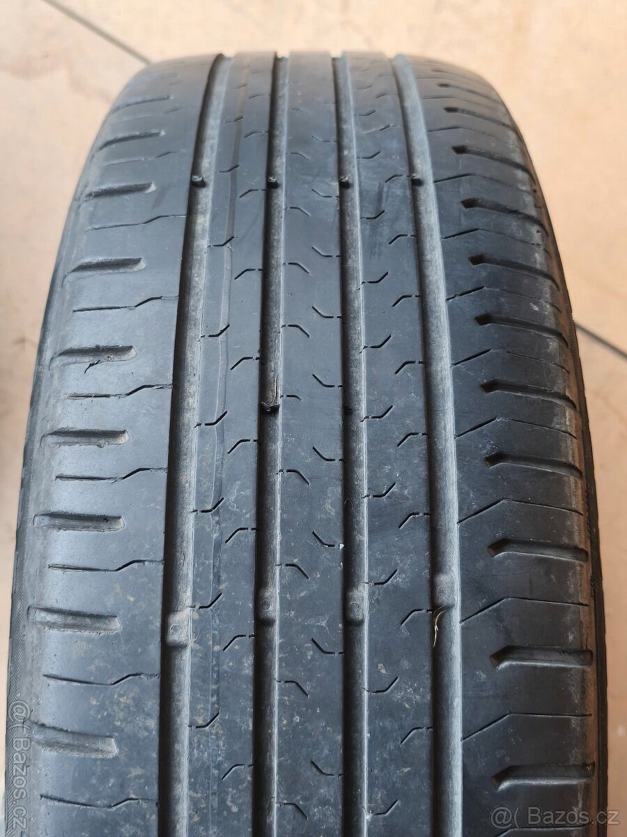 Alu kola Ford s pneu Continental 195/55 R16, vzorek 6 mm - 9