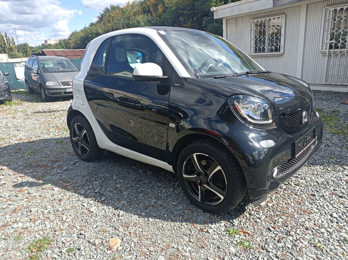 Smart Fortwo, 1.0-52KW,r.14,manuál,klima - 9