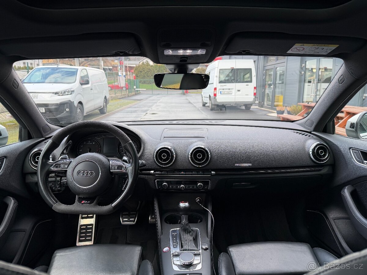 AUDI RS3 | 270kw - 9