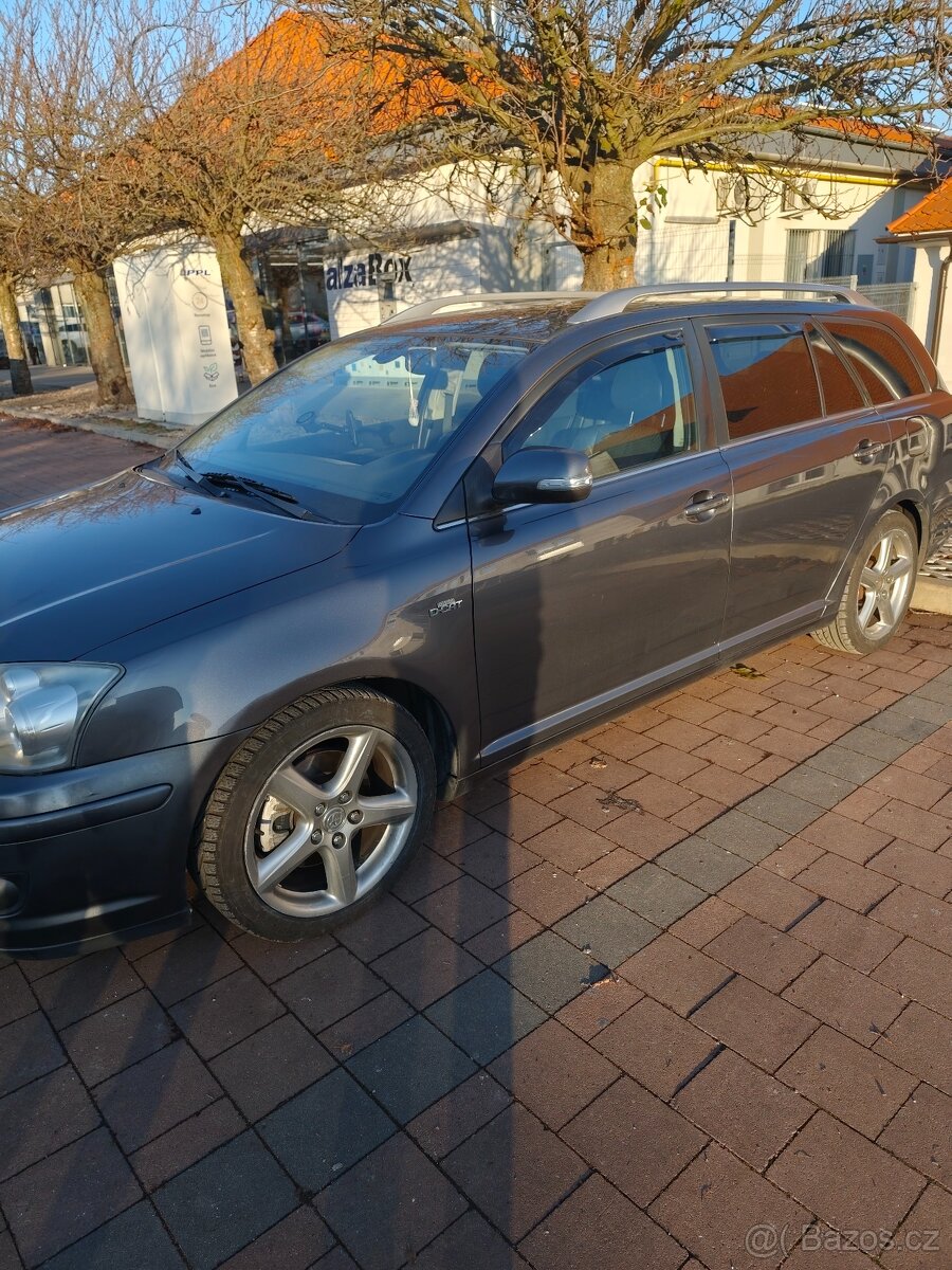 Avensis t 25 combi - 9