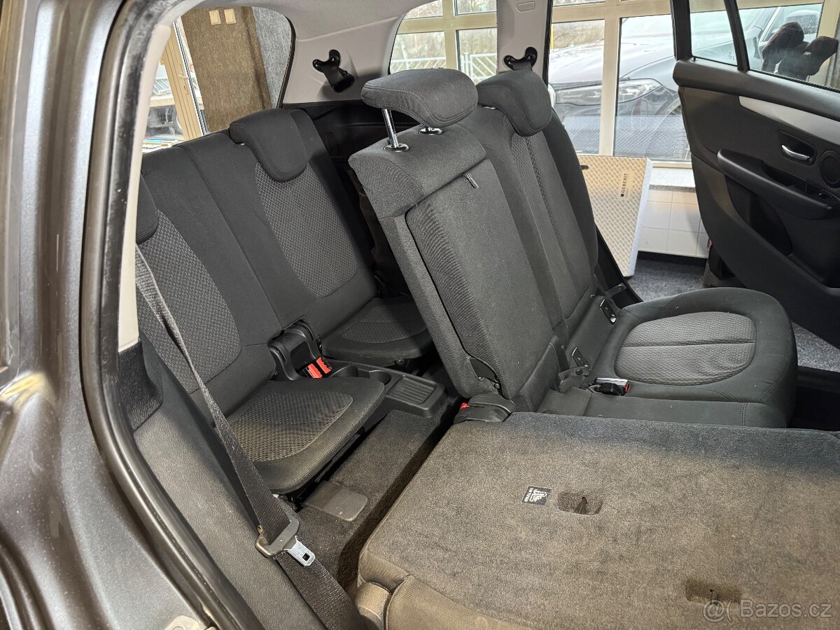 BMW Řada 2, 216d 1.5D , 7míst,grand tourer - 9