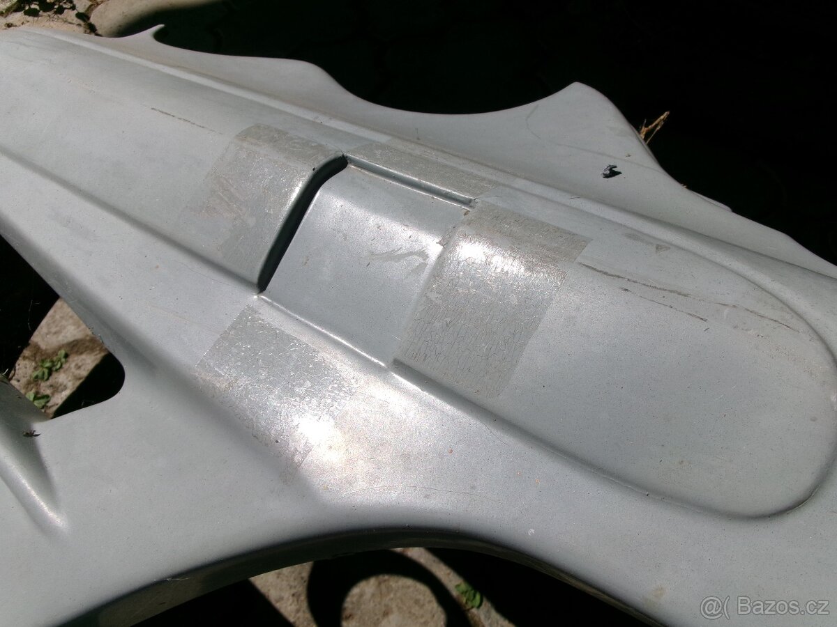 MERCEDES BENZ W203 - přední světla, nárazník AMG , mlhovky - 9