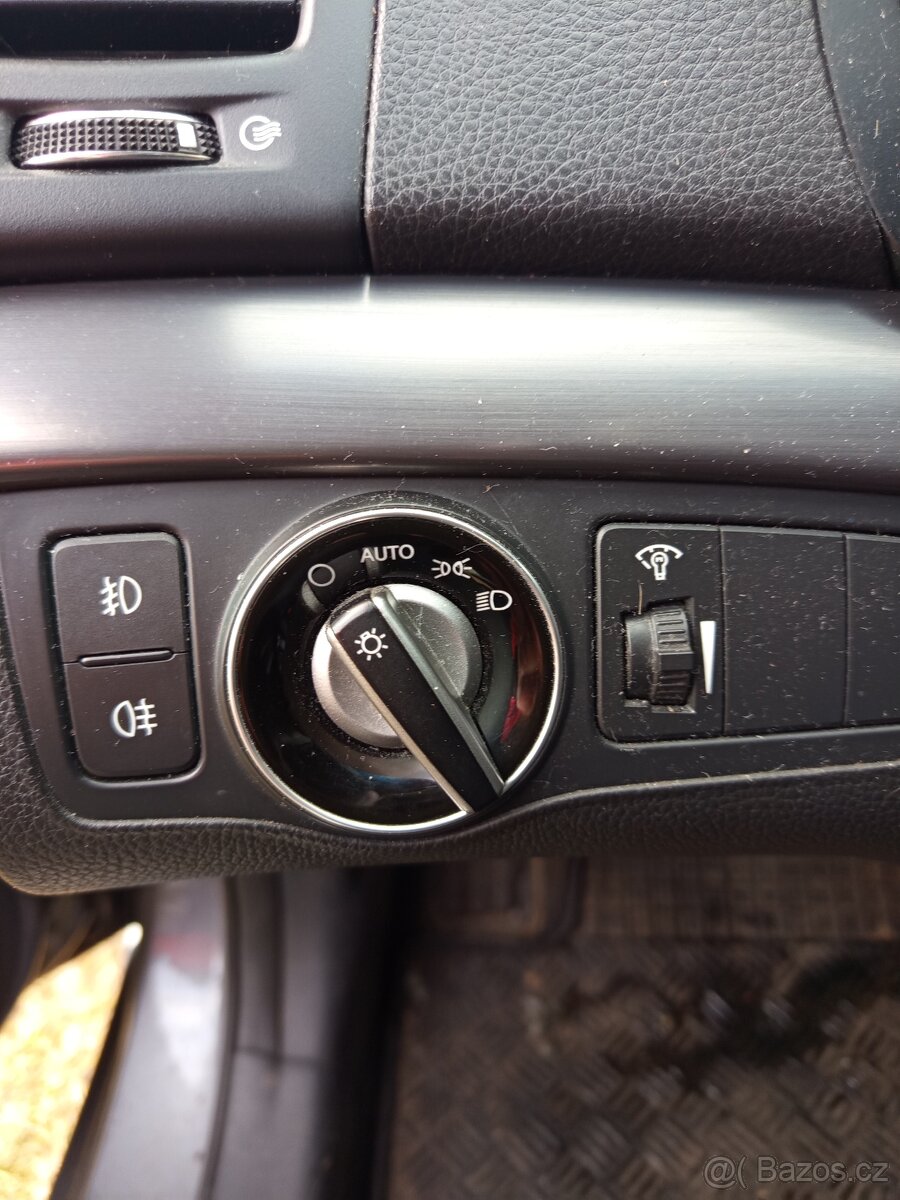 Hyundai i40, 1,7 Crdi 100kw - 9