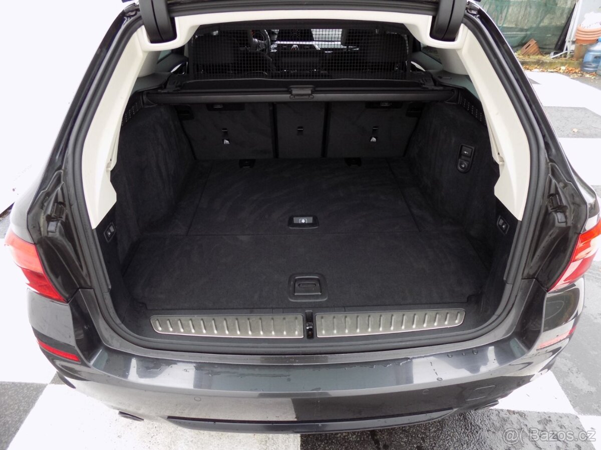 BMW Řada 5 530d/Sport-Line/Full-Led/ - 9