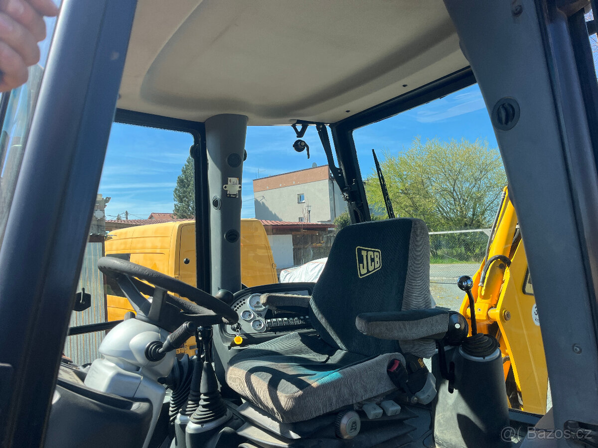 JCB 3CX sitemaster - 9
