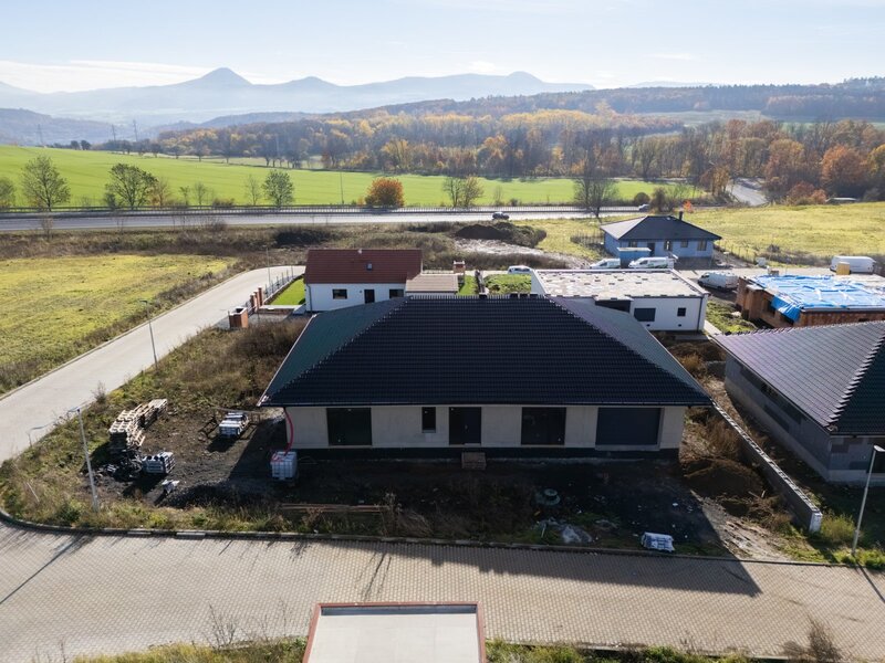 Prodej novostavby 4+kk s garáží, 220 m² – pozemek 1 042 m², - 9