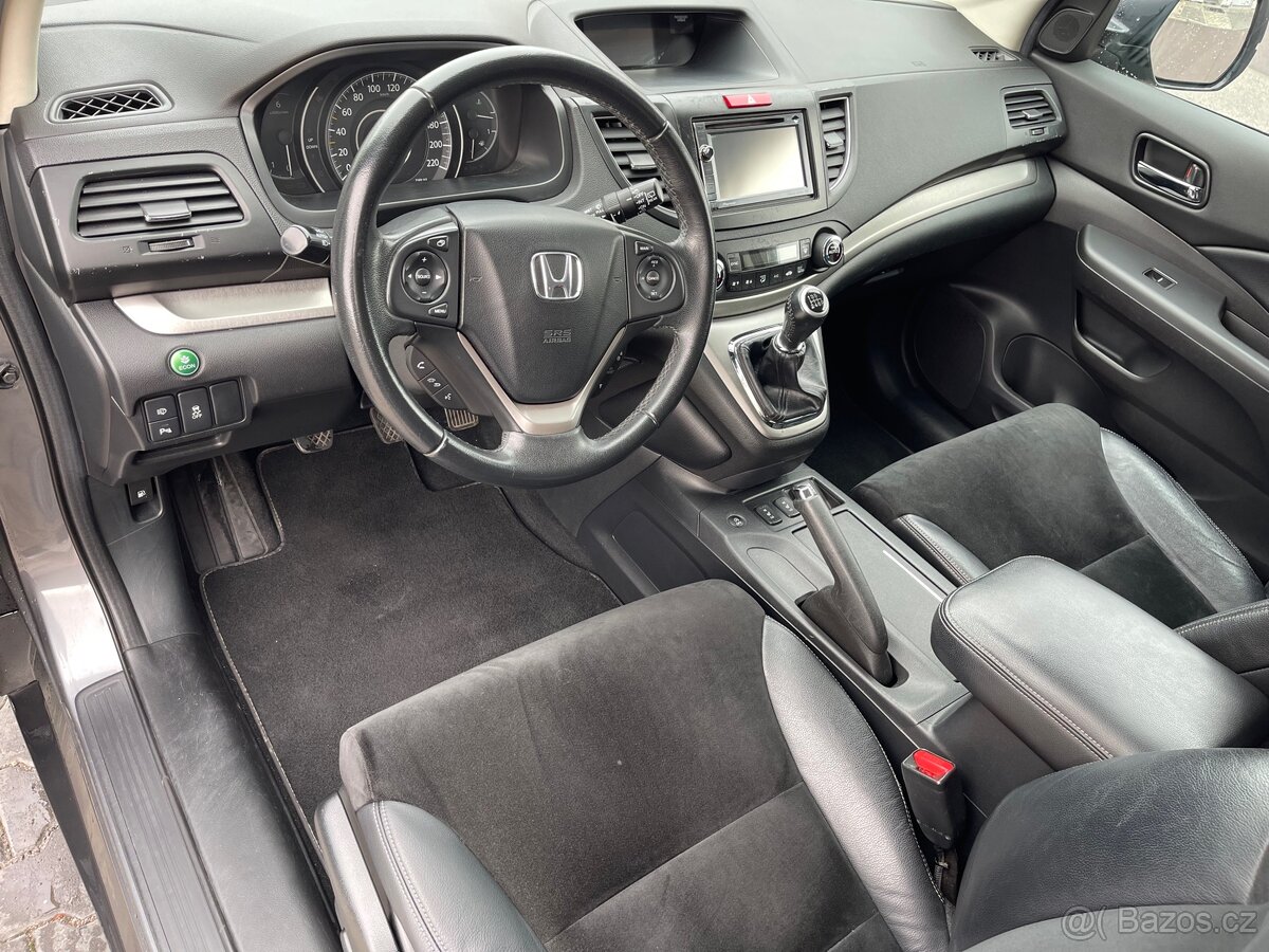 Honda CRV 2013 2.2 i-DTEC 4x4,MANUÁL,TAŽNÉ,SERVIS HONDA - 9