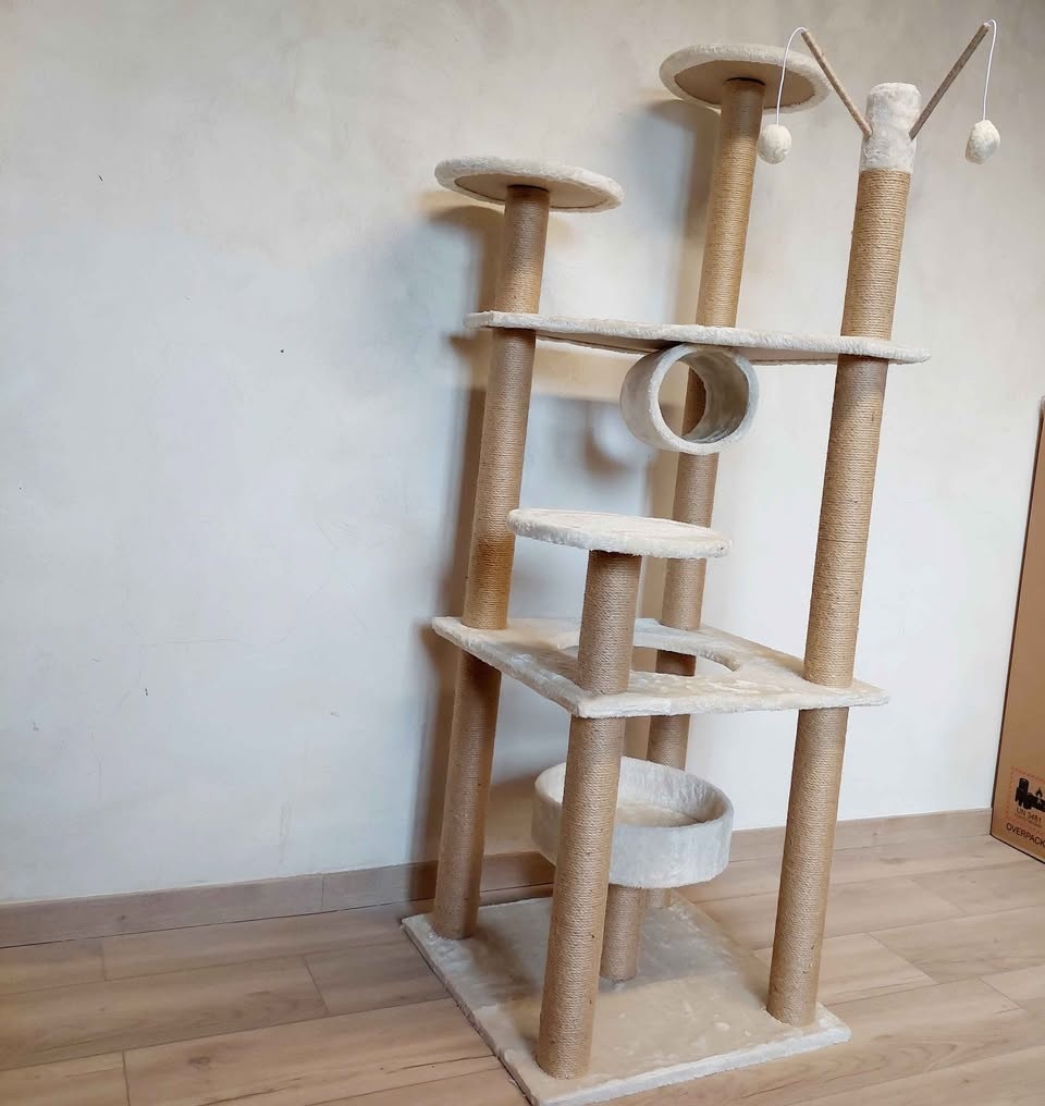 Béžové 146cm vysoký kočičí strom - škrabadlo - nové - 9