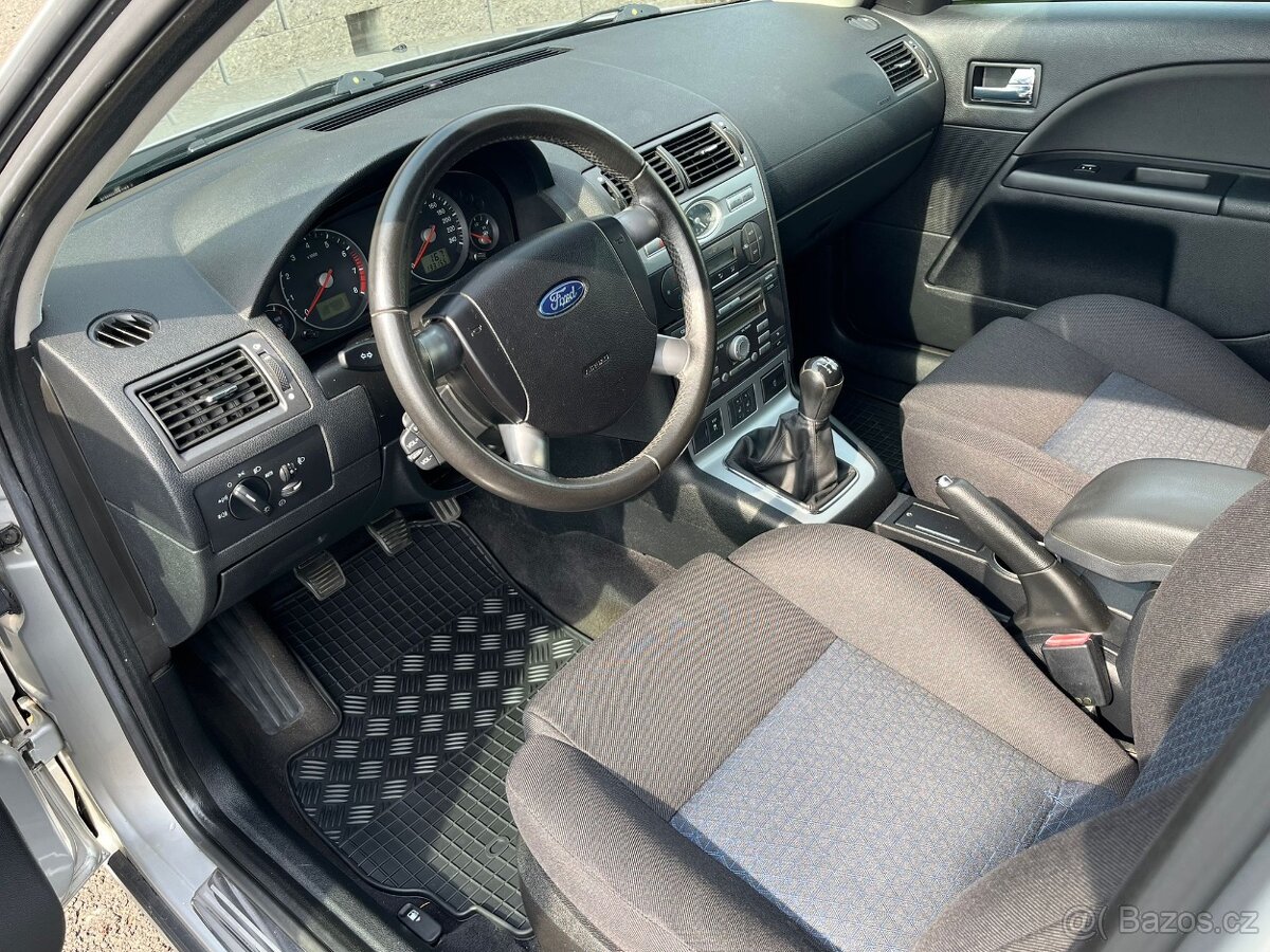Ford Mondeo 1,8i 92KW VYHŘÍVANÉ PŘEDNÍ OKNO - 9