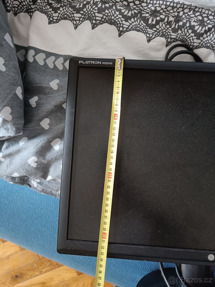 22" širokoúhlý monitor LG Flatron W2234S - 9