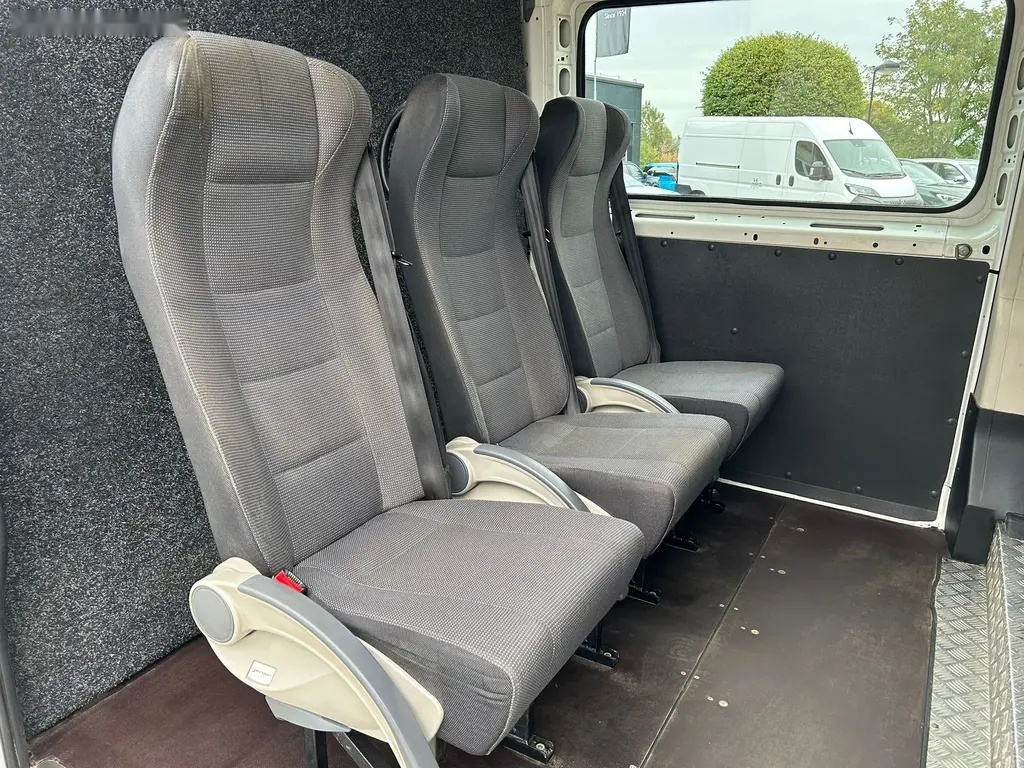 Peugeot Boxer, 33 L2H2 160"DPH"6míst"serviska - 9