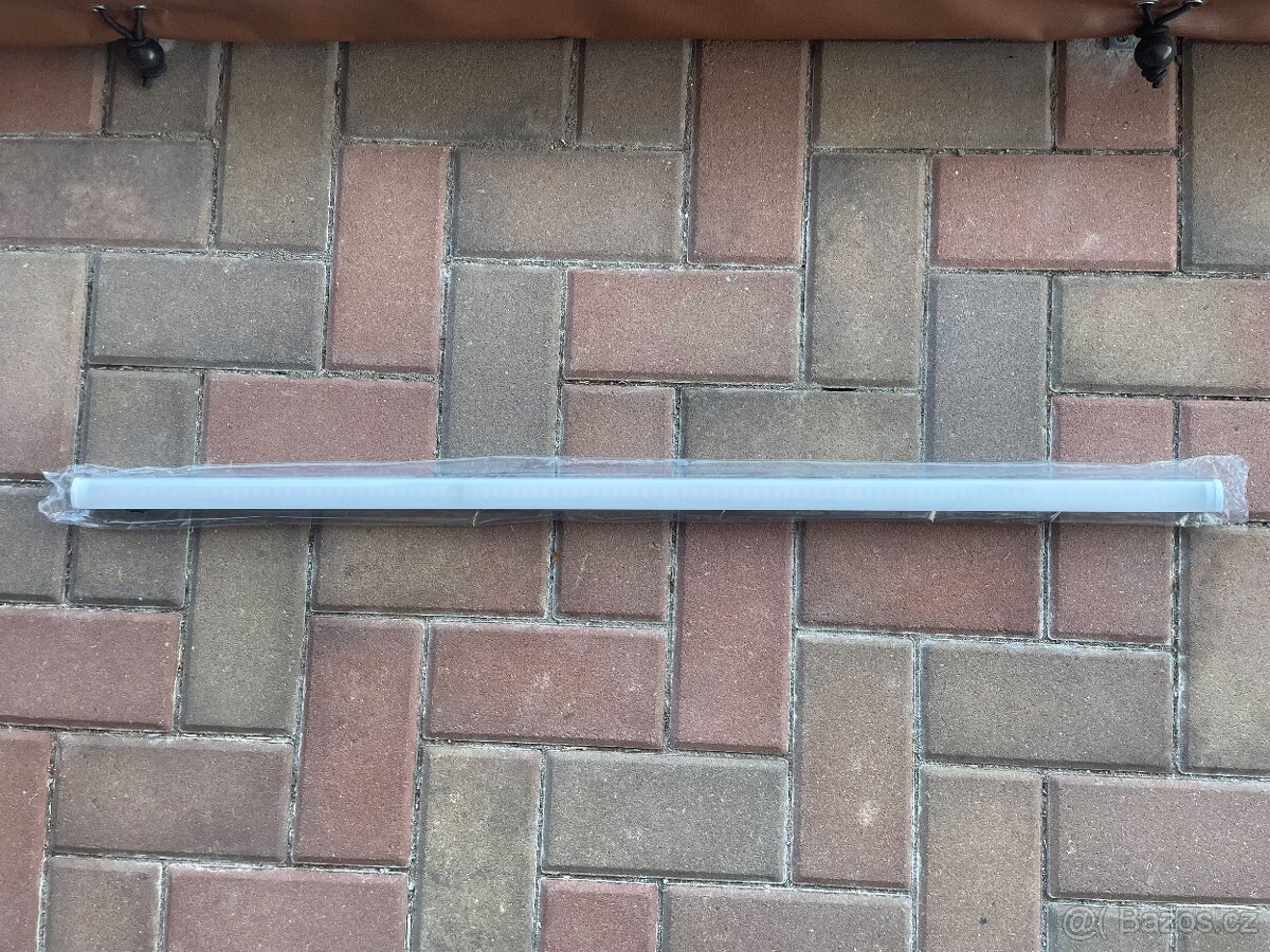 NOVÉ LED Svítidlo 900mm - 9