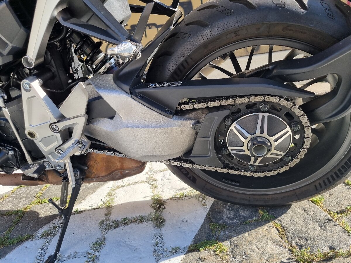 HONDA CB1000RA - 9