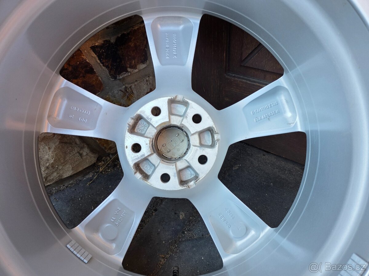 235/50 R19, ❄️zimní 19", orig. AUDI Q3, A8. - 9