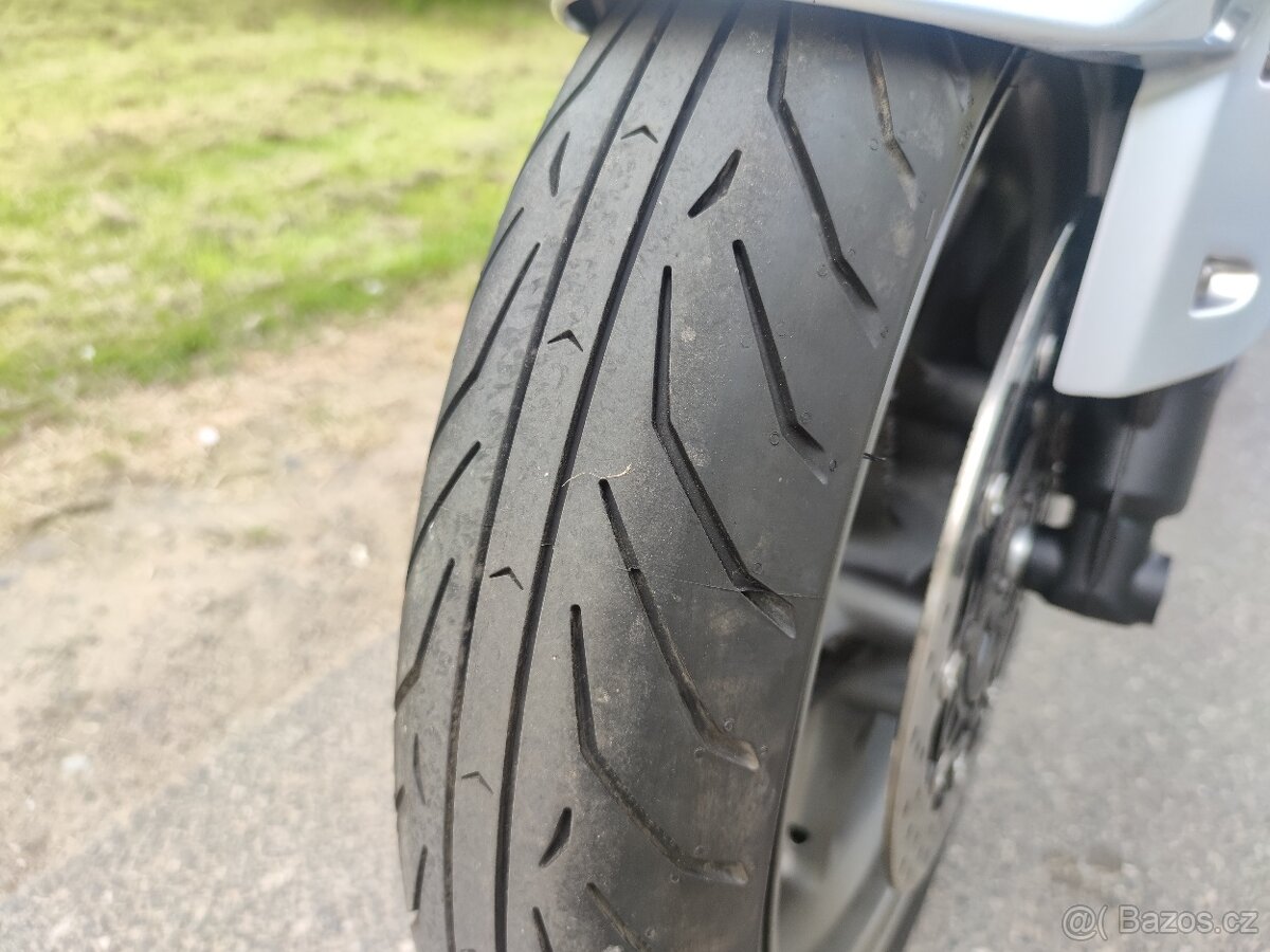 Triumph Trophy 1200 SE - 9