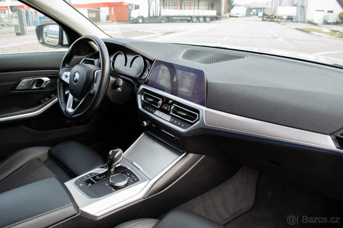 BMW Rad 3 Touring 318d A/T - 9