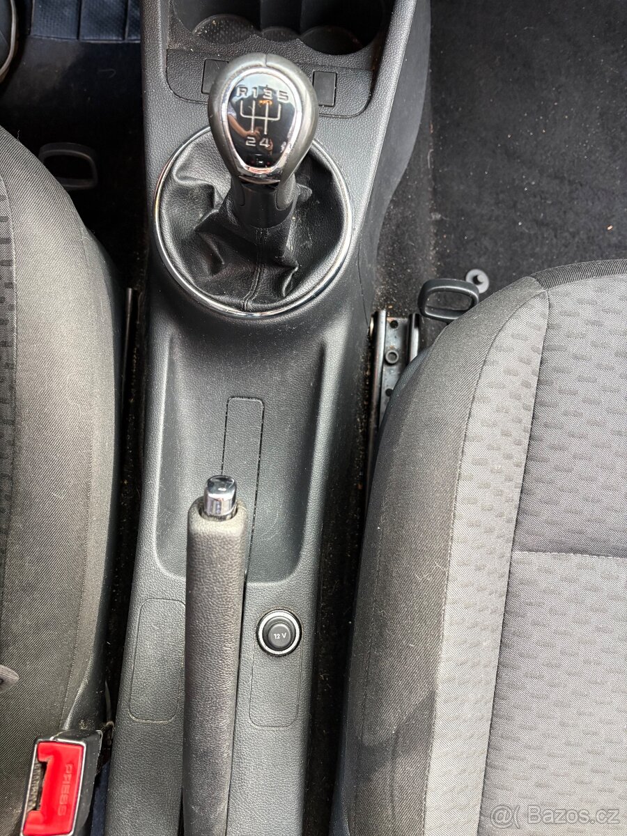 Škoda Fabia II 1,6 tdi - 9