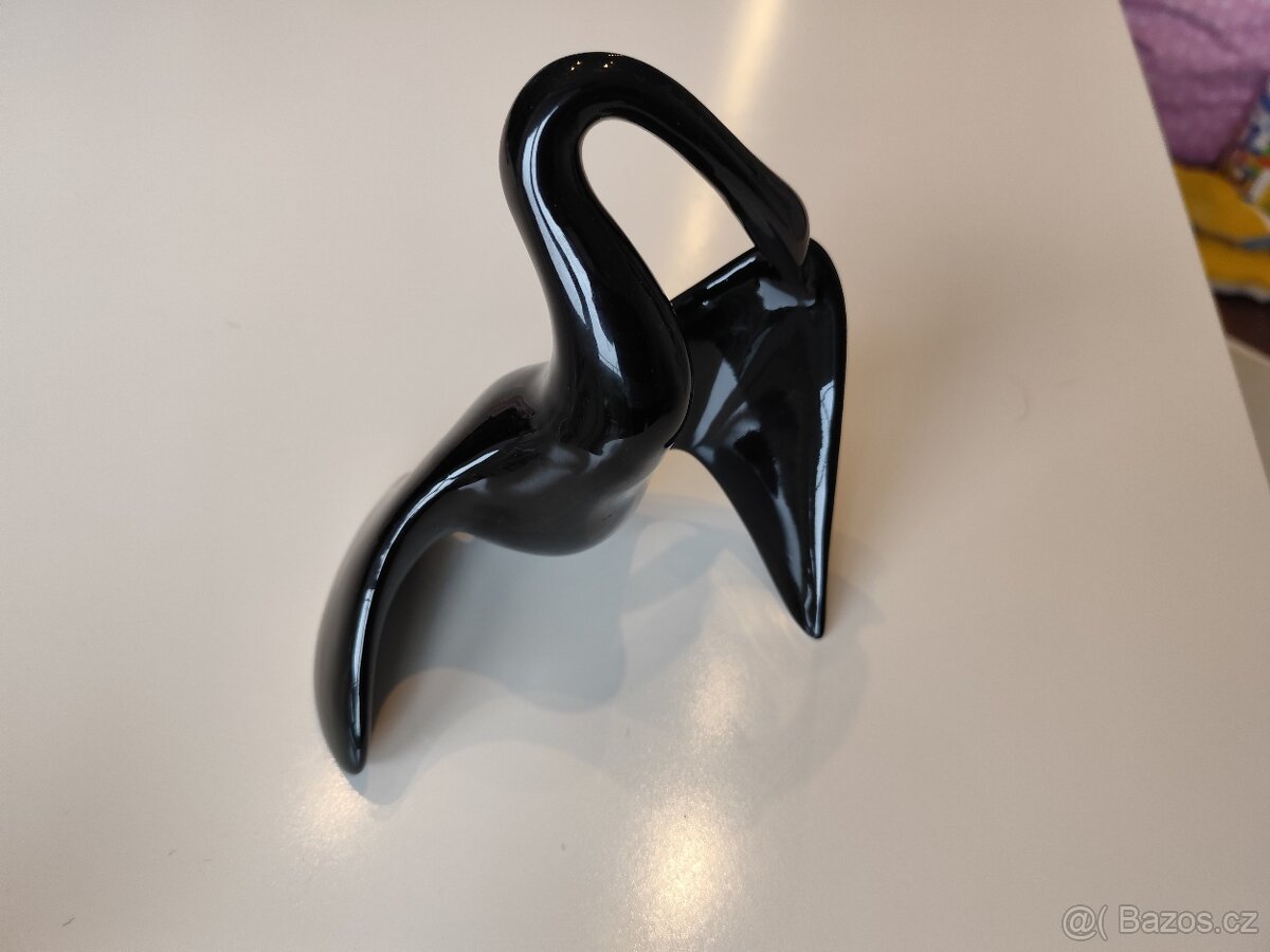 Soška pelikán Brusel - 9