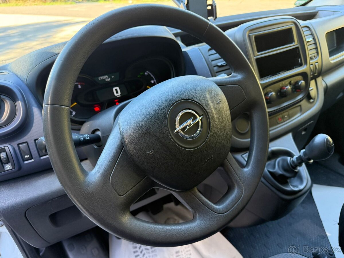 Opel Vivaro 6 mist - 9