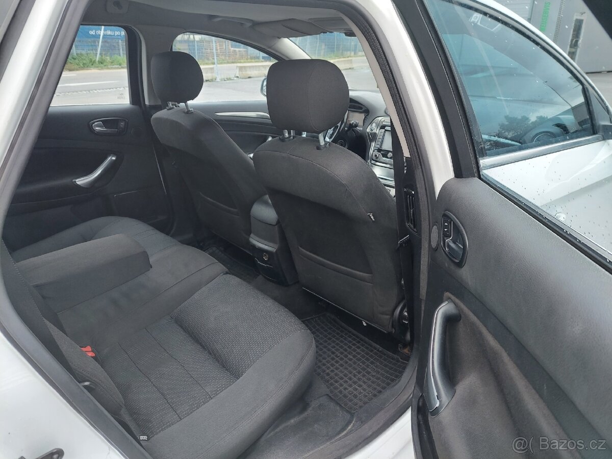 Ford Mondeo 2.0TDCi Titanium - R.V.2009 - 9