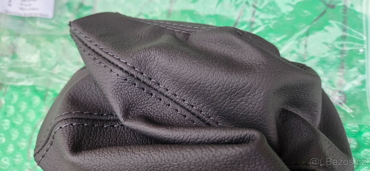 Škoda octavia I - Nové orig. manžety řadící páky - 9