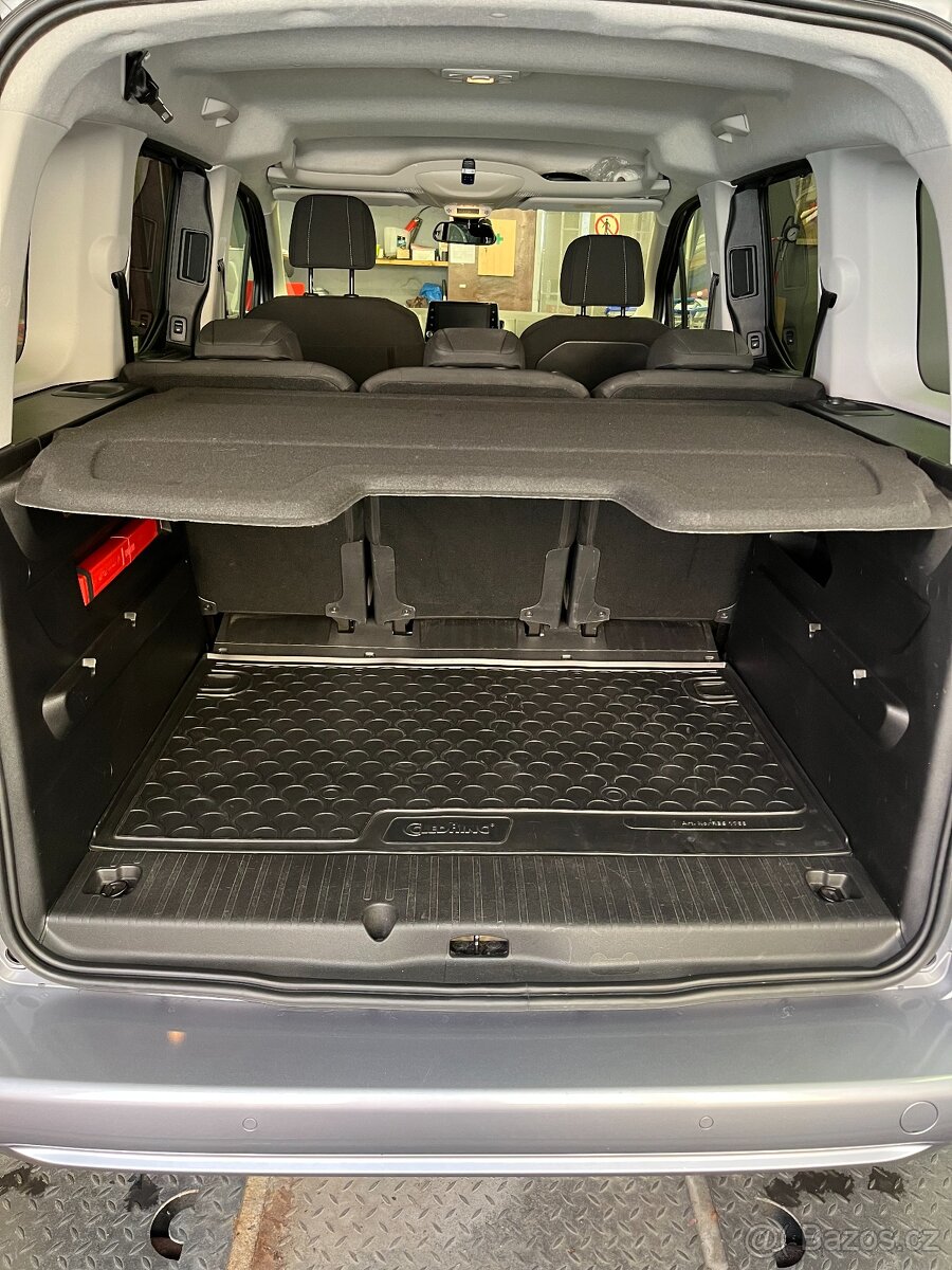 OPEL COMBO Benzin96kW Automat,Tažné,zimní sada kol - 9
