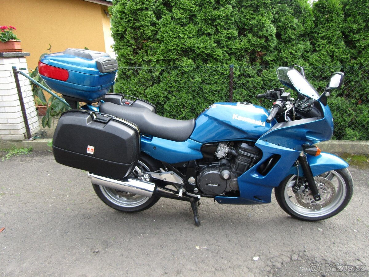 Kawasaki GPZ 1100 - 9