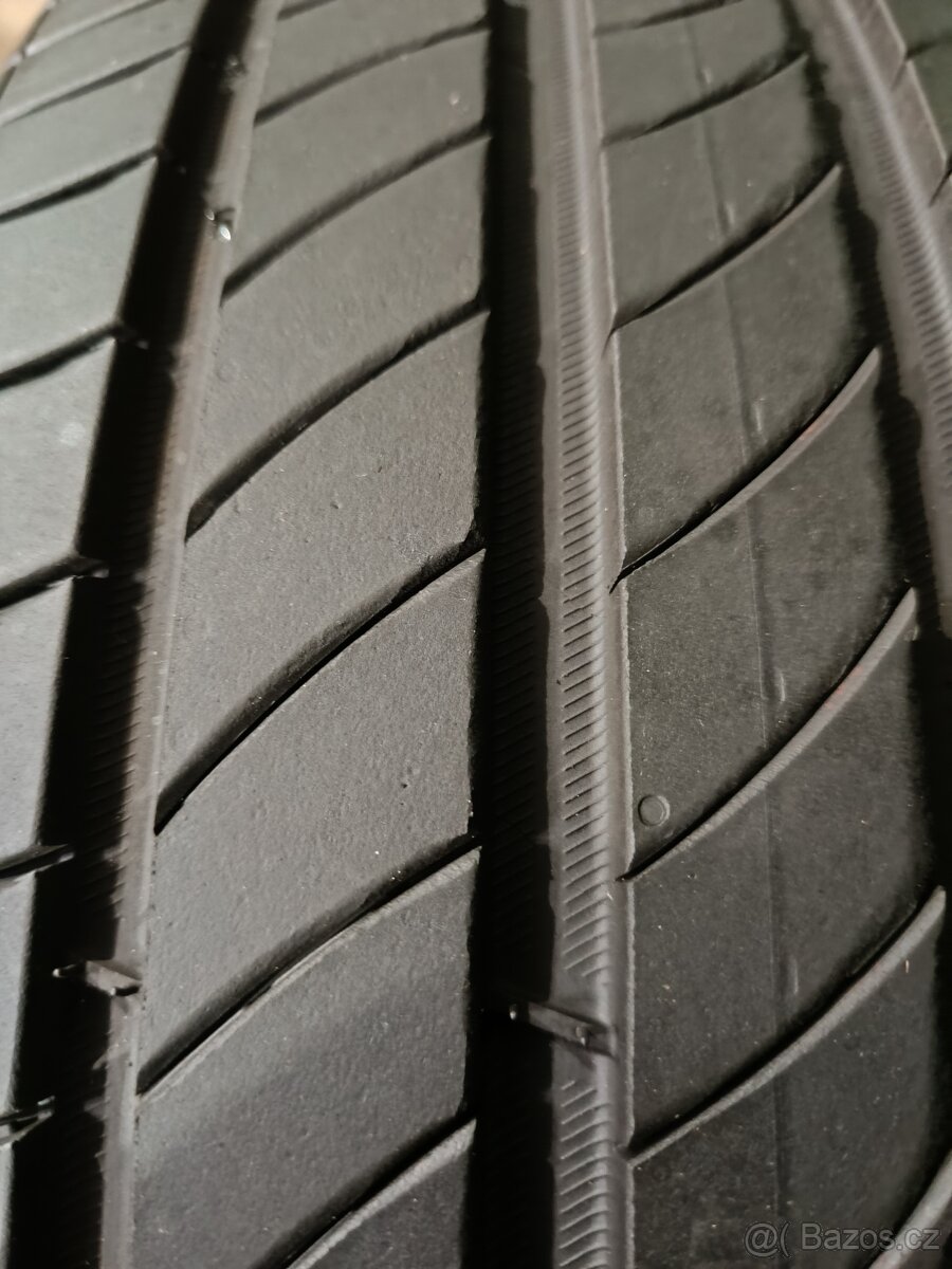 2ks zanovni letni 235/50/19 Michelin - 9