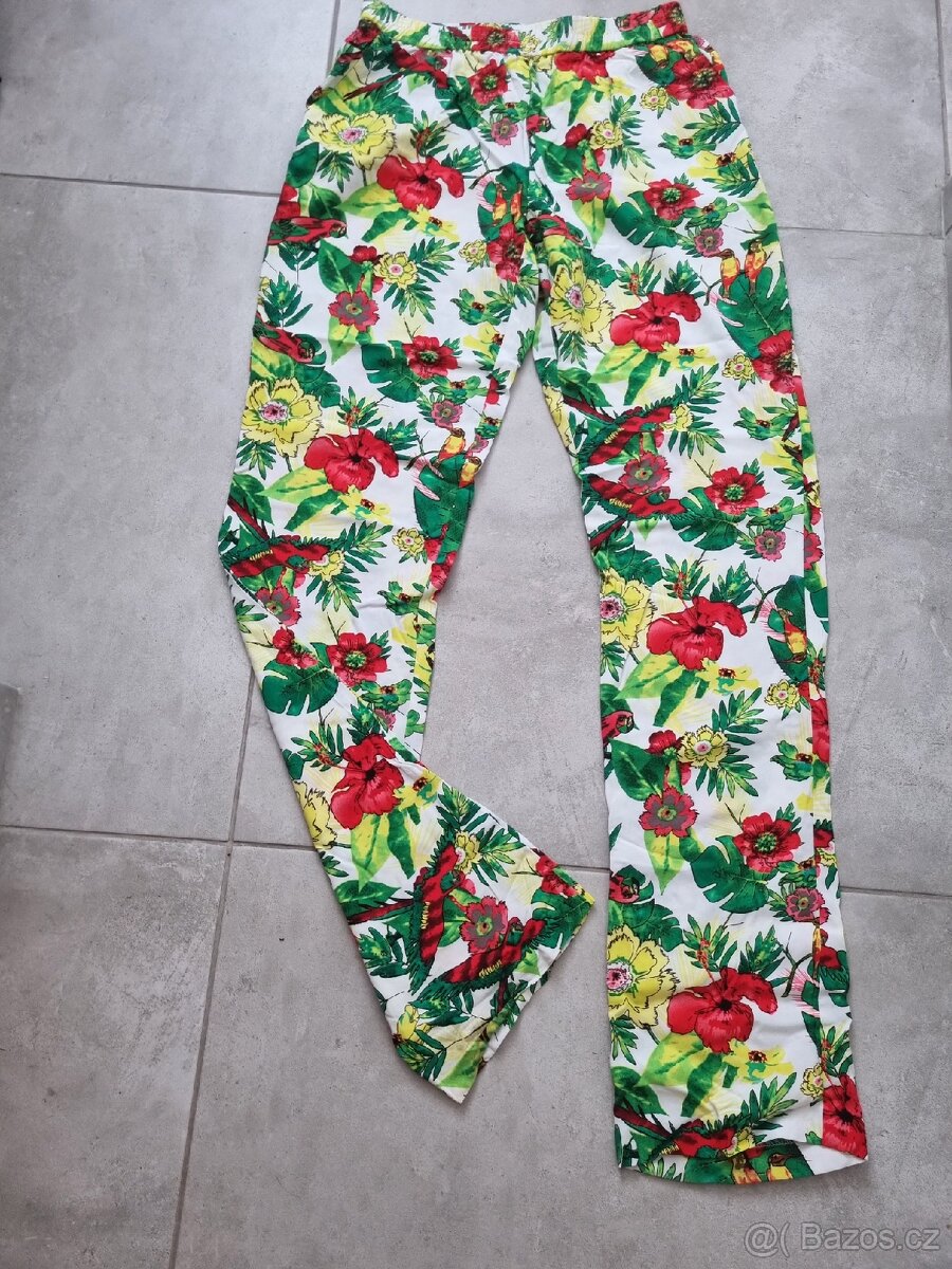 Nové široké letní dámské kalhoty haremky vel S 36 s květy - 9