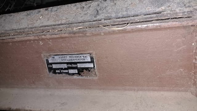 Zetor 5245 + kára na UNC + lopata + pneu - 9