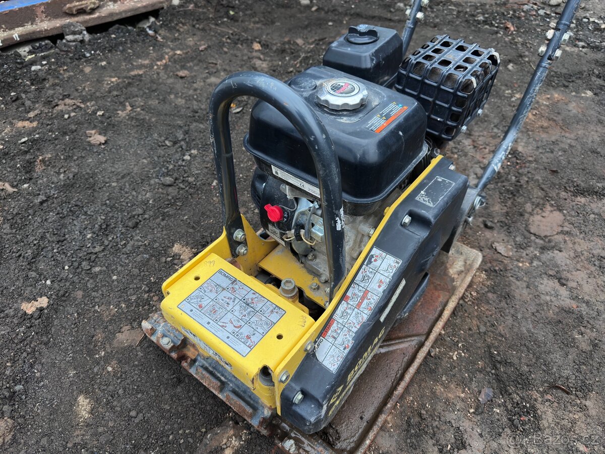 Bomag BVP 18/45 - jednosměrná vibrační deska - 9