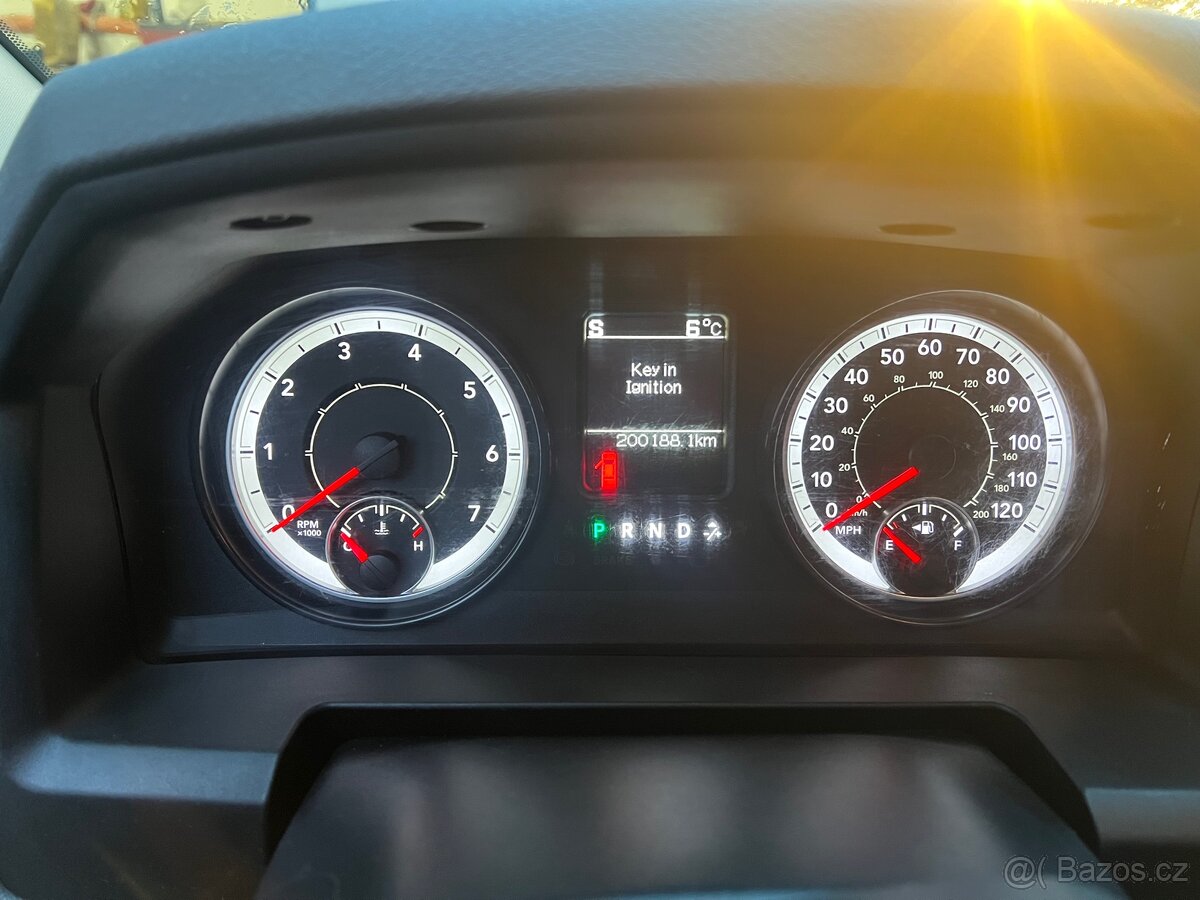 Dodge Ram 1500 4x4 odpočet DPH - 9