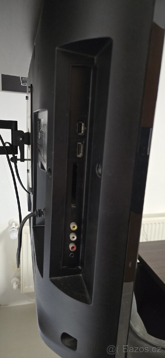 Prodám Sony Bravia KDL-32EX402 bez stojanu - 9