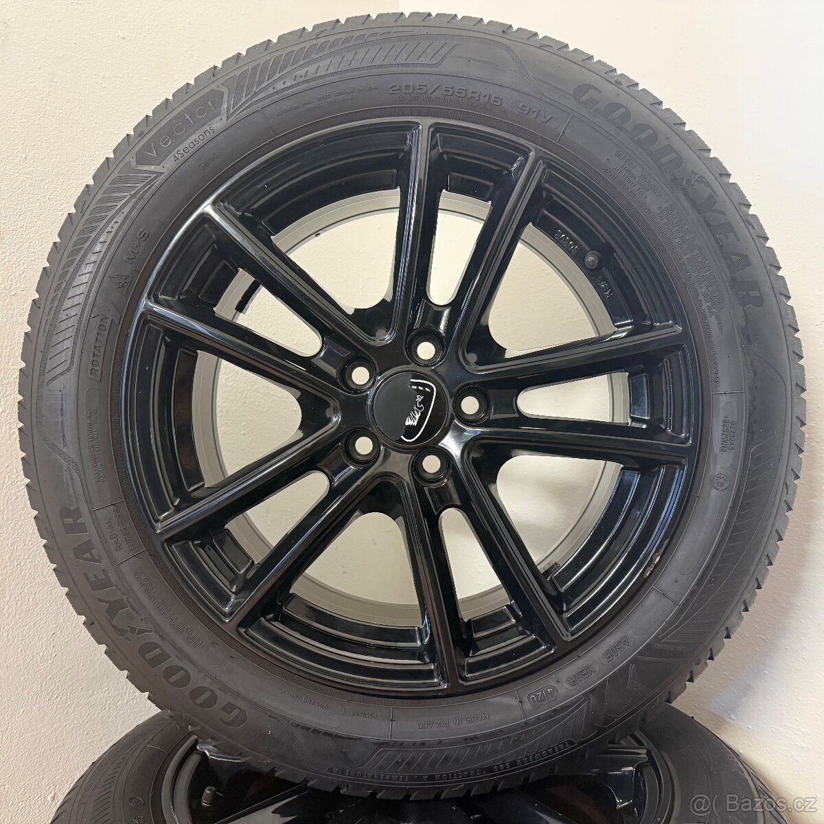 VW/SEAT/ŠKODA 5x100 R16 ET40+CELOROČNÍ 205/55R16 7,5mm - 9