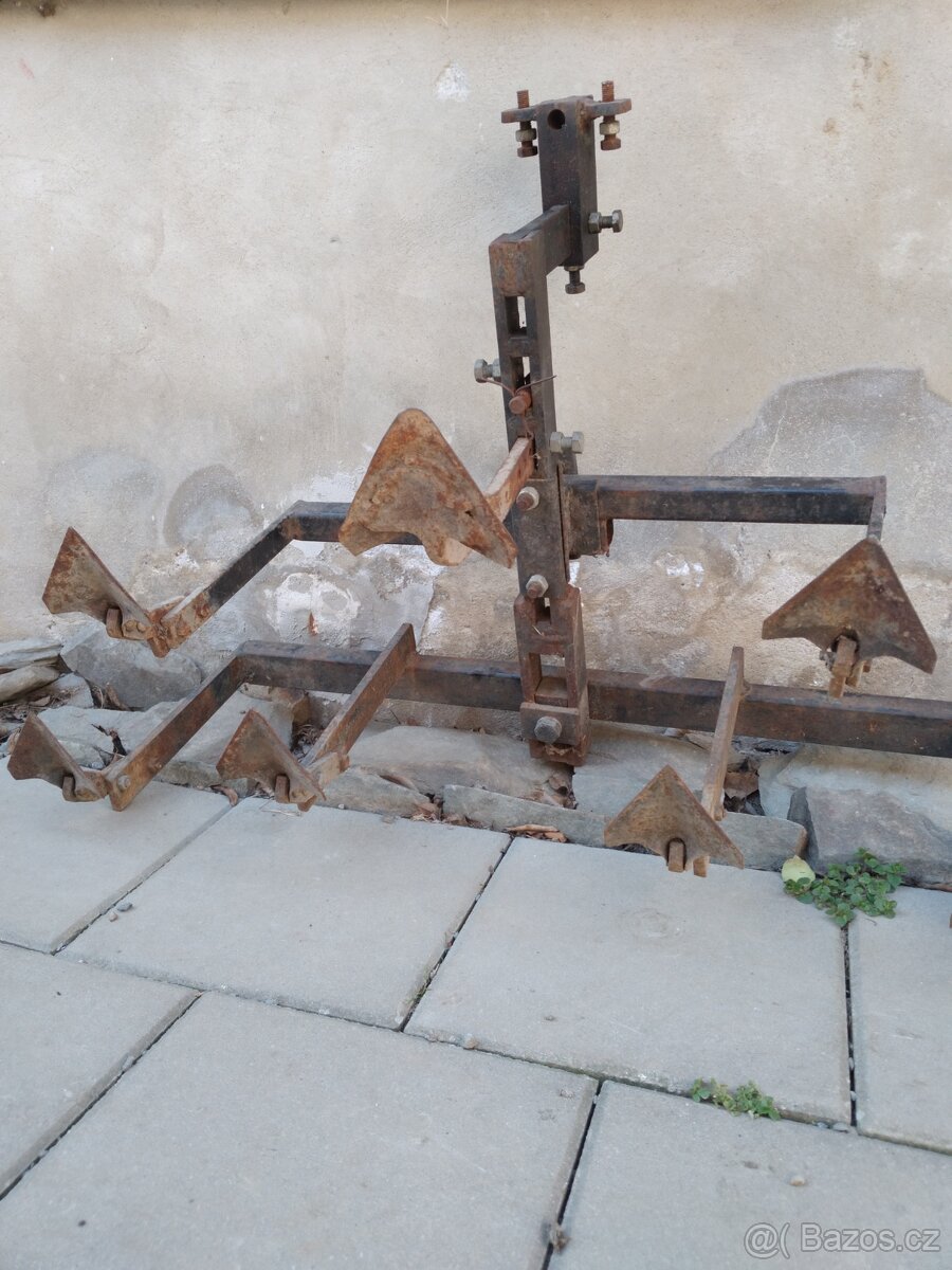 Háky na kultivaci zahradky vari - 9