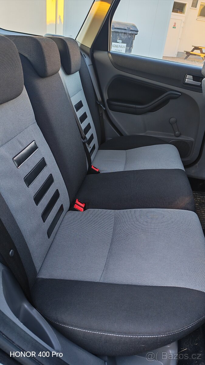 Ford Focus combi 1.6 i 2009 - 9