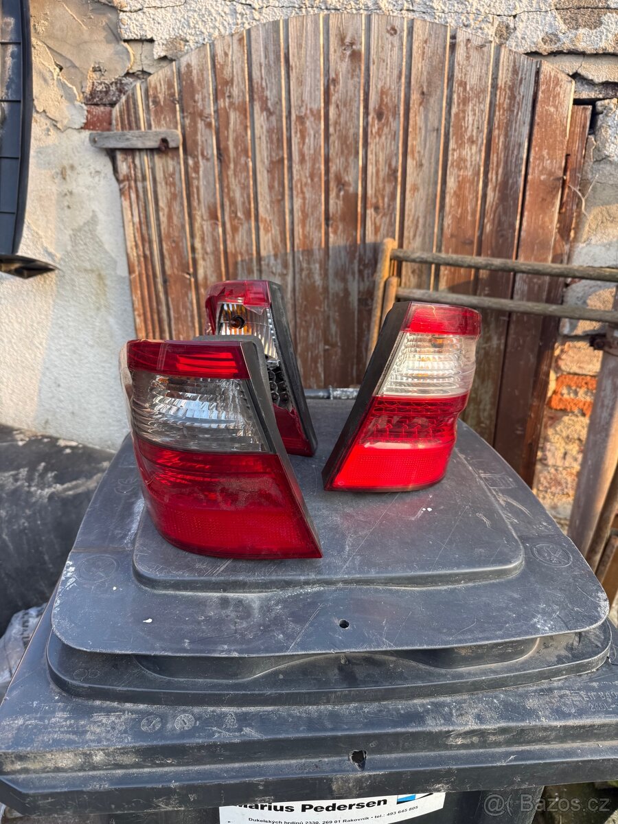 W211 úklid dílů - 9