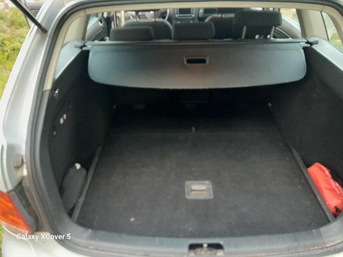 VW Golf 6 combi 1.6 tdi - 9