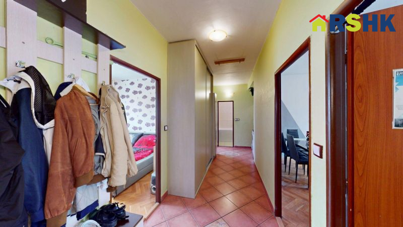 Prostorný byt 4+KK s balkóny a velkým sklepem ve... - 9