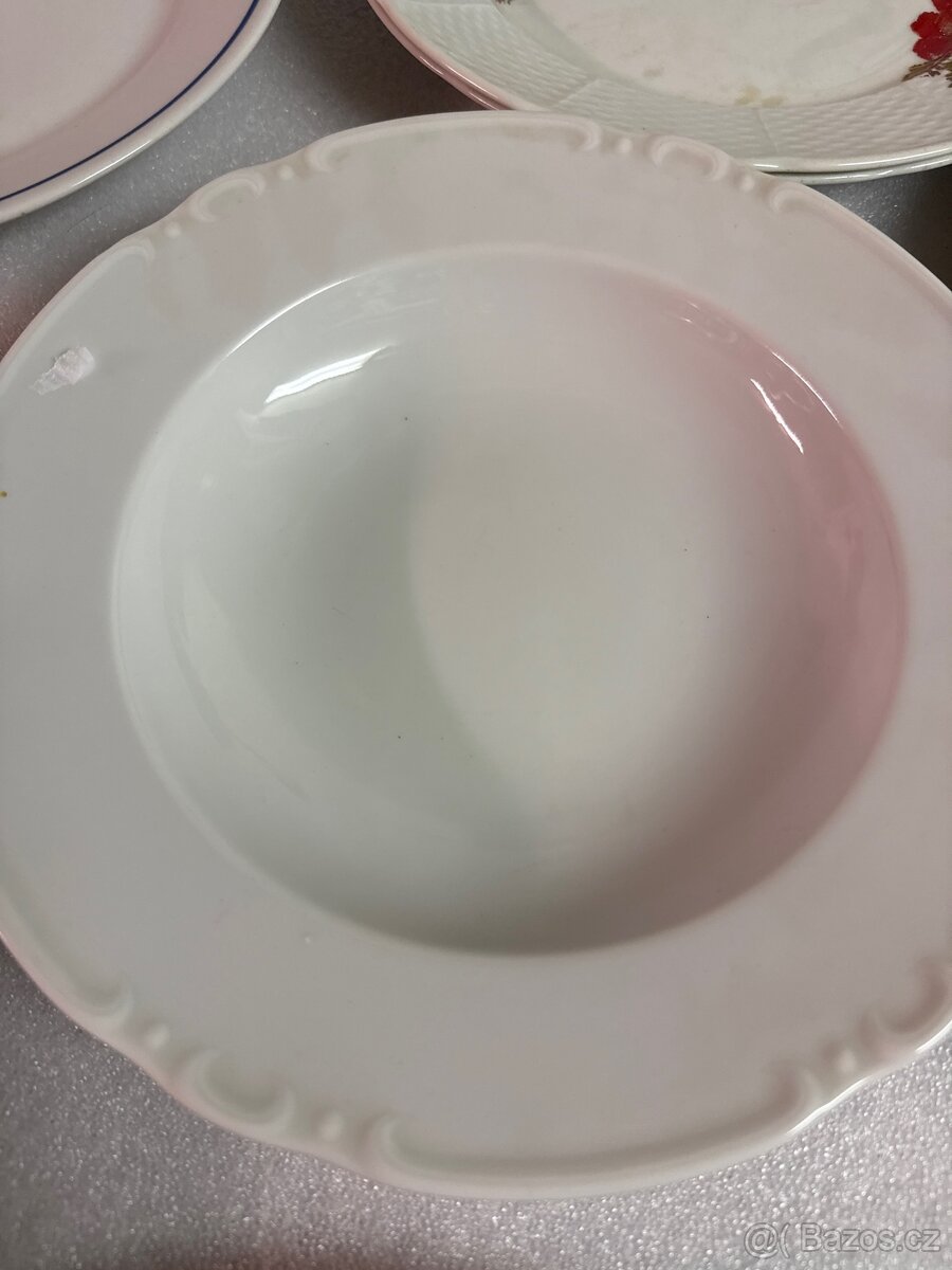 Talíře - 9