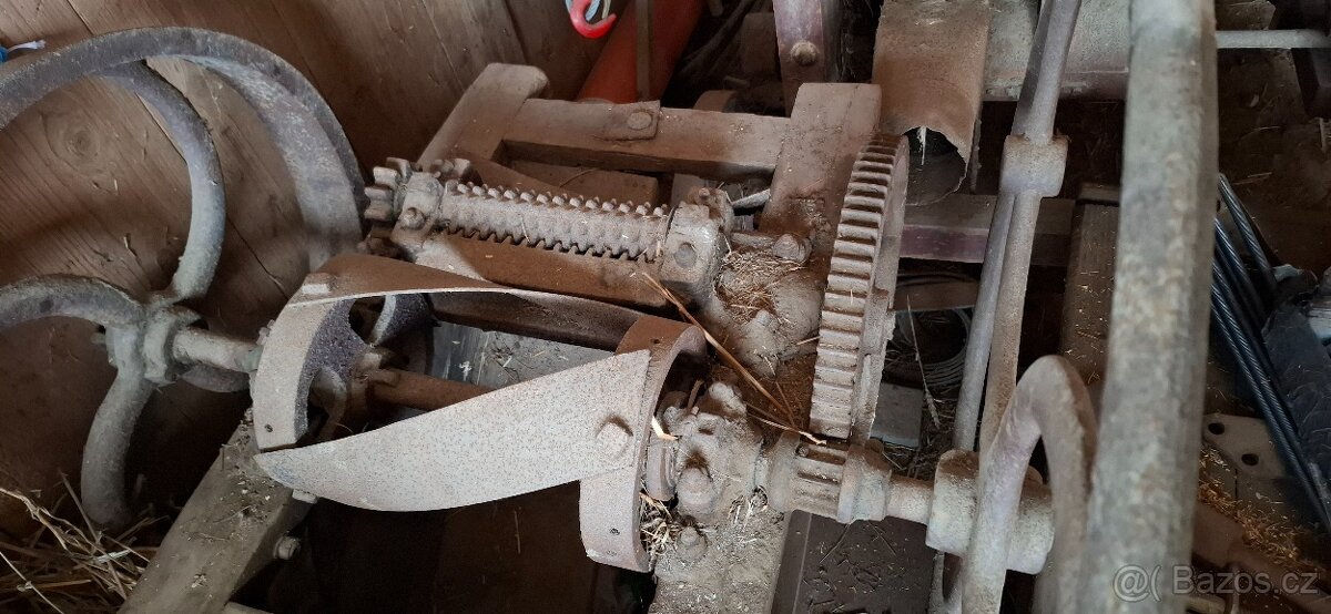 Stará mlátička, vázačka, sečkovice - 9