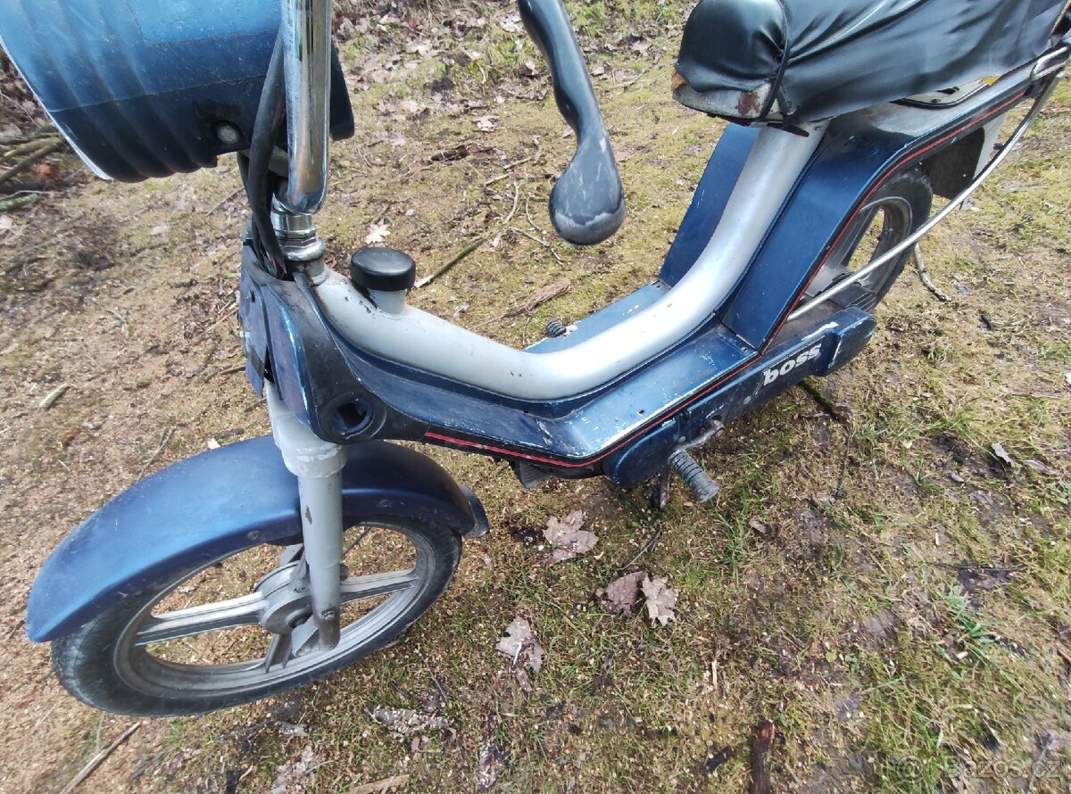 Moped Piaggio Boss - 9