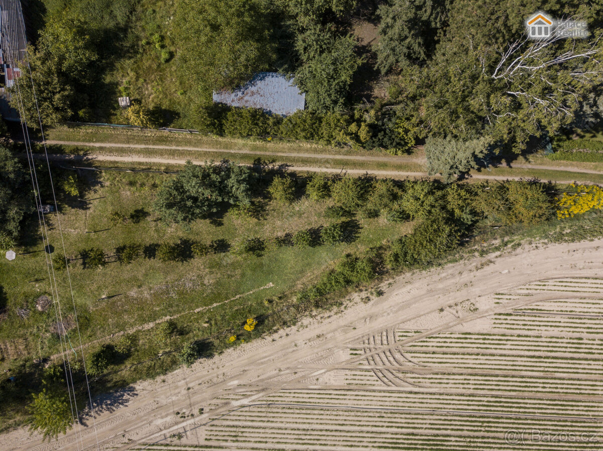 Prodej zahrady 600 m2 - HK, Svinary - 9