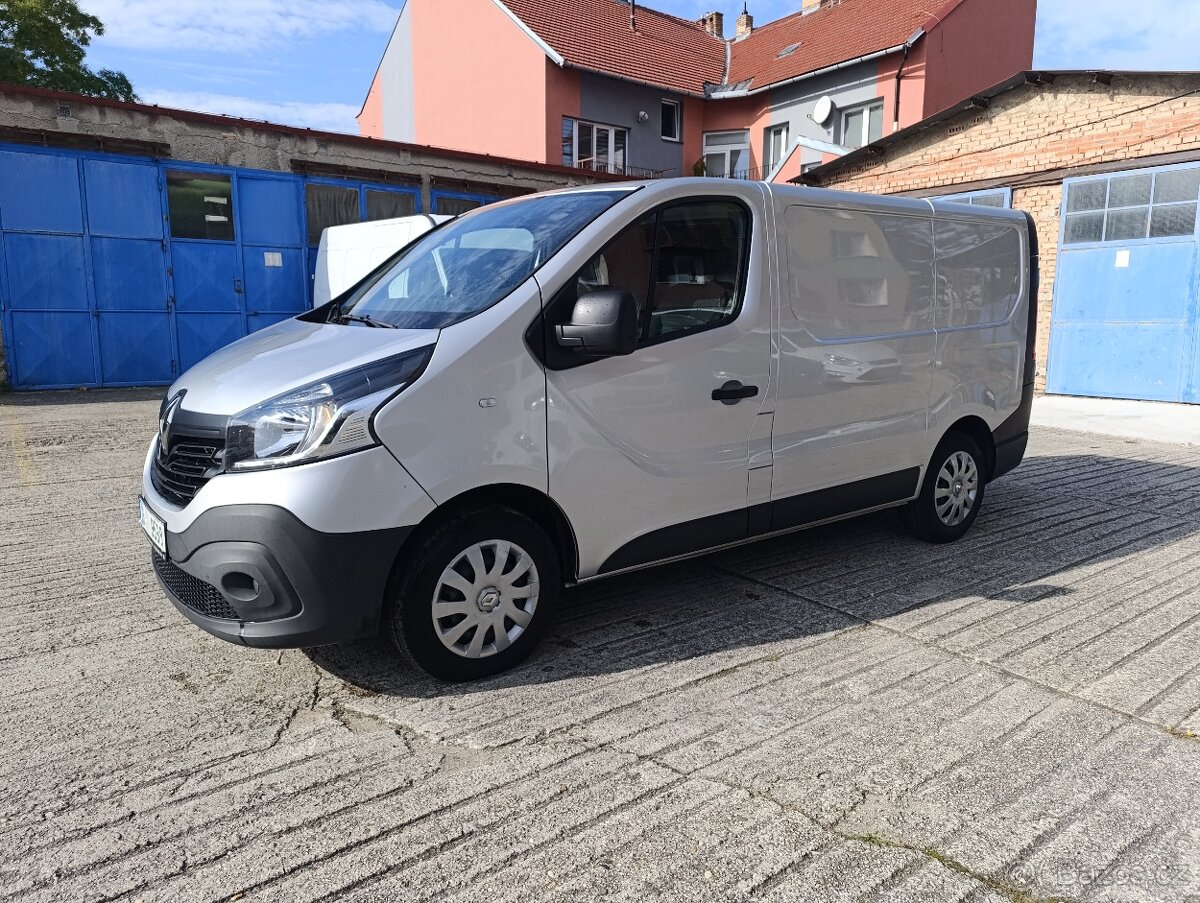 Renault Trafic 2018 - 9
