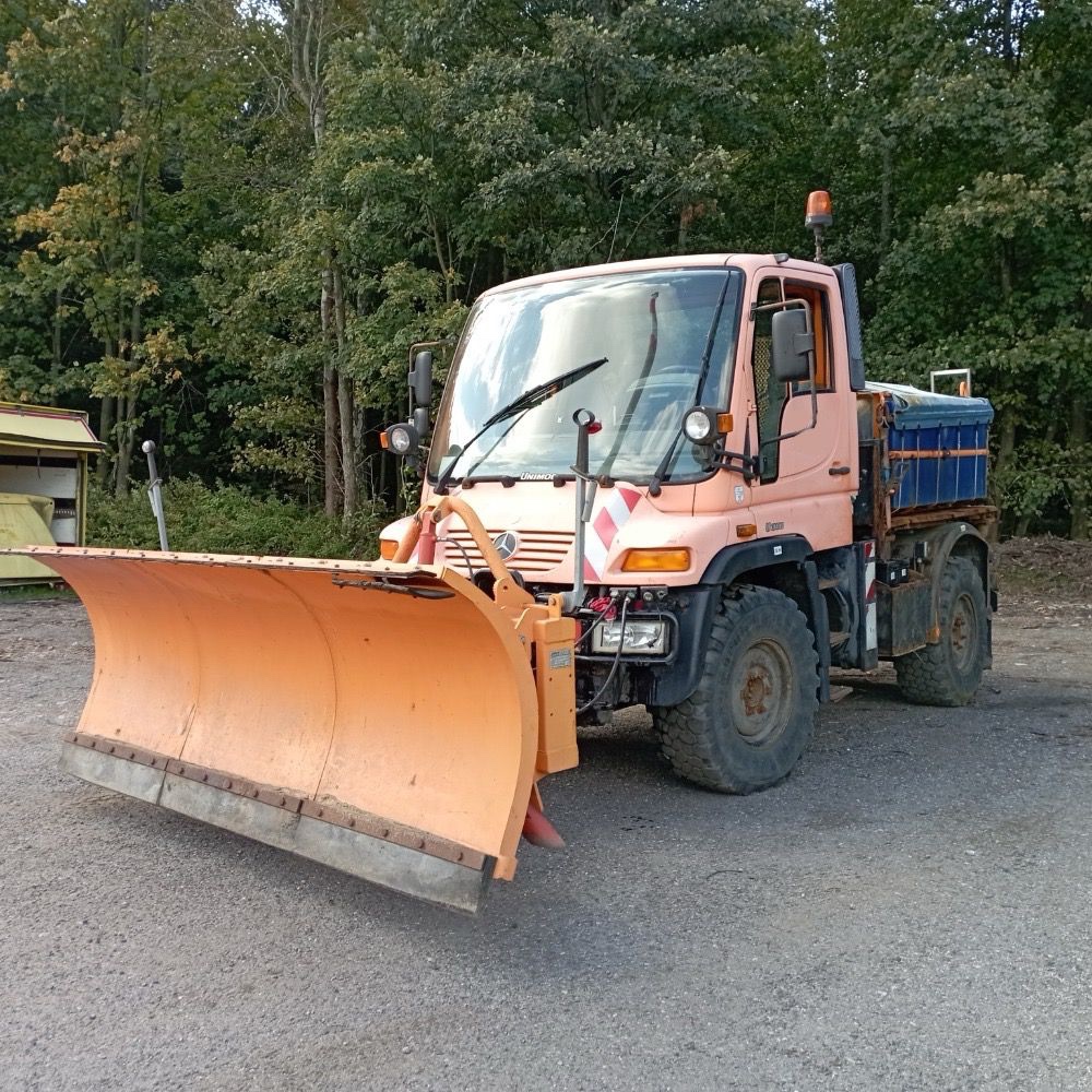 Unimog U300 - 9