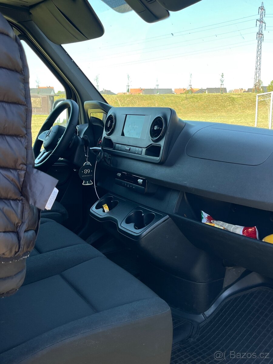 Mercedes Sprinter - 9