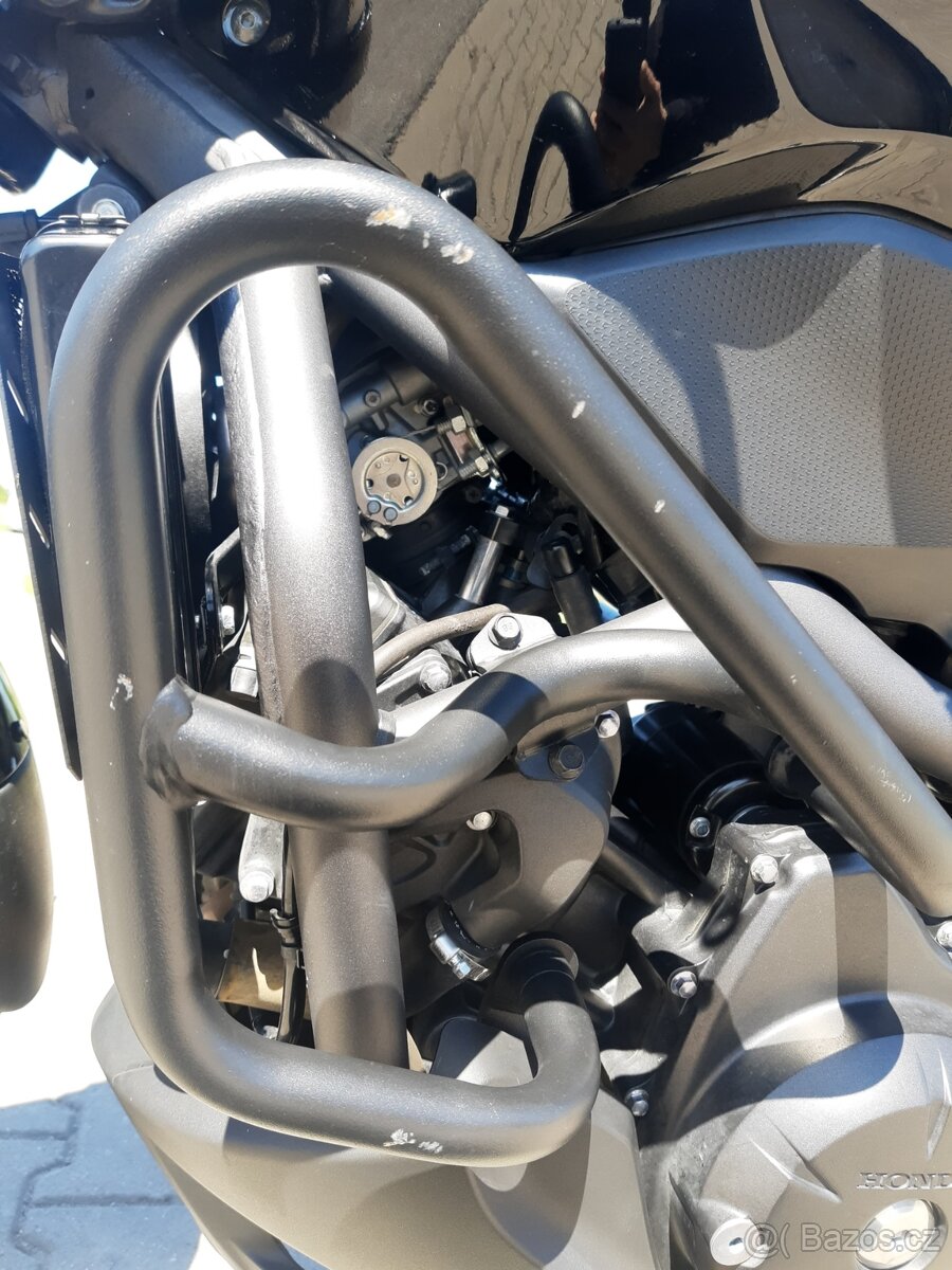 Honda NC750S ABS - 9