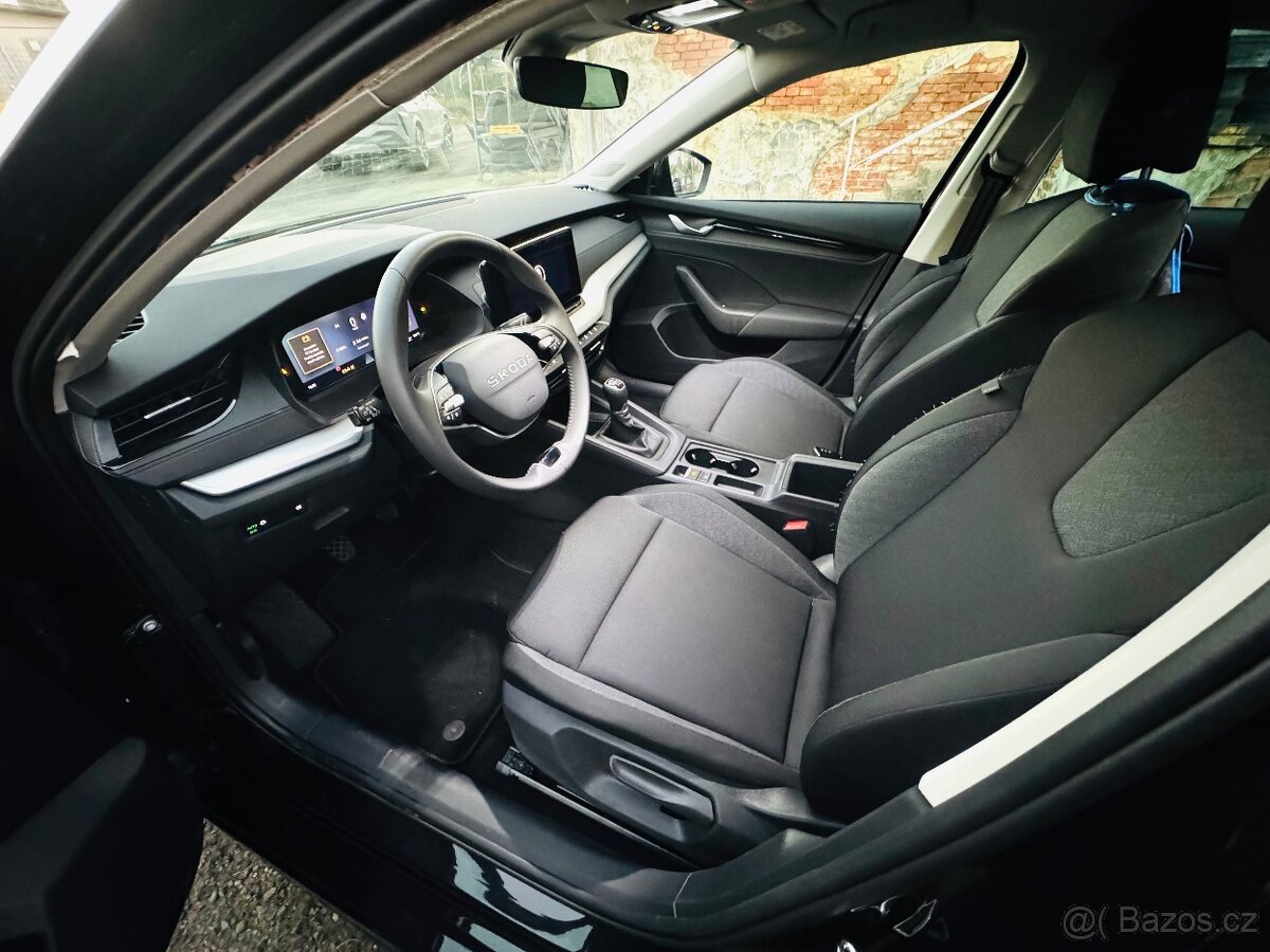 Škoda Octavia IV 1,5 TSI KOMBI 8/2025,4000km,AUTOKLIMA,LED - 9